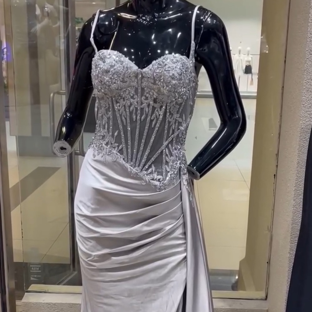 Elegant Ball Room Gown